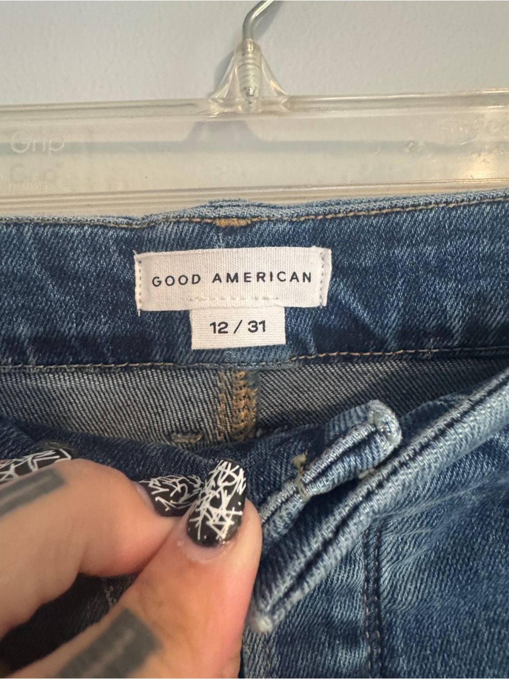 Good American Good Curves Super Compression High-Rise Skinny Jeans- 12 - Picture 5 of 8